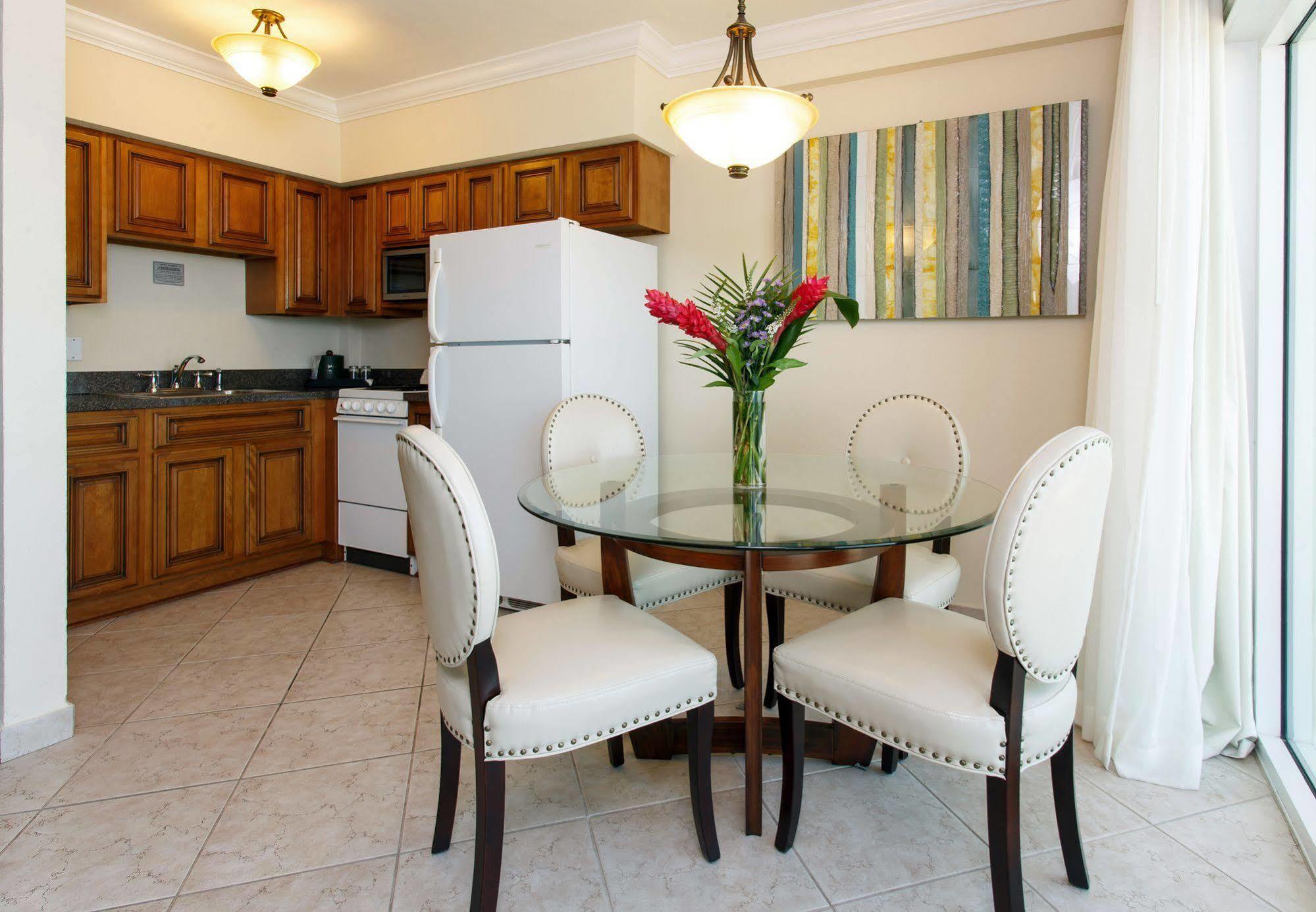 The Sea Lord Hotel & Suites (Adults Only) Lauderdale-by-the-Sea Екстер'єр фото