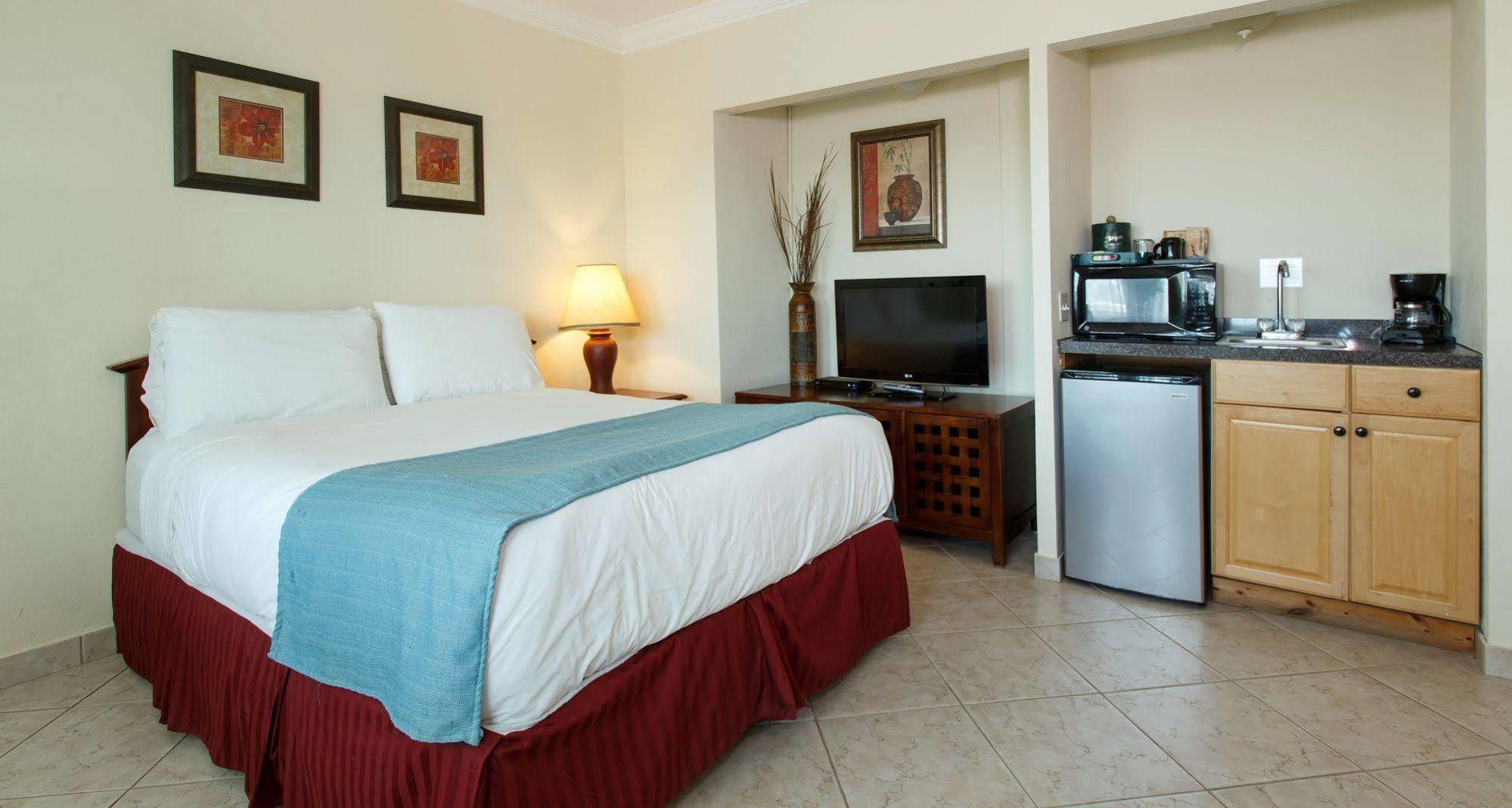 The Sea Lord Hotel & Suites (Adults Only) Lauderdale-by-the-Sea Екстер'єр фото